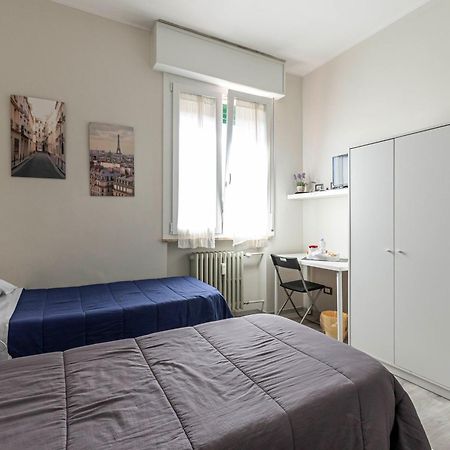 Fare Bnb - Room Del Parco ريجّو إيميليا المظهر الخارجي الصورة