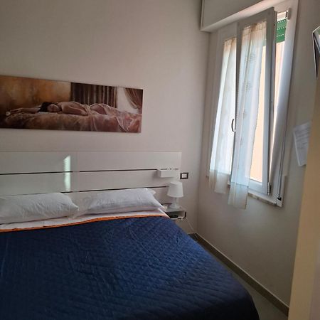 Fare Bnb - Room Del Parco ريجّو إيميليا المظهر الخارجي الصورة