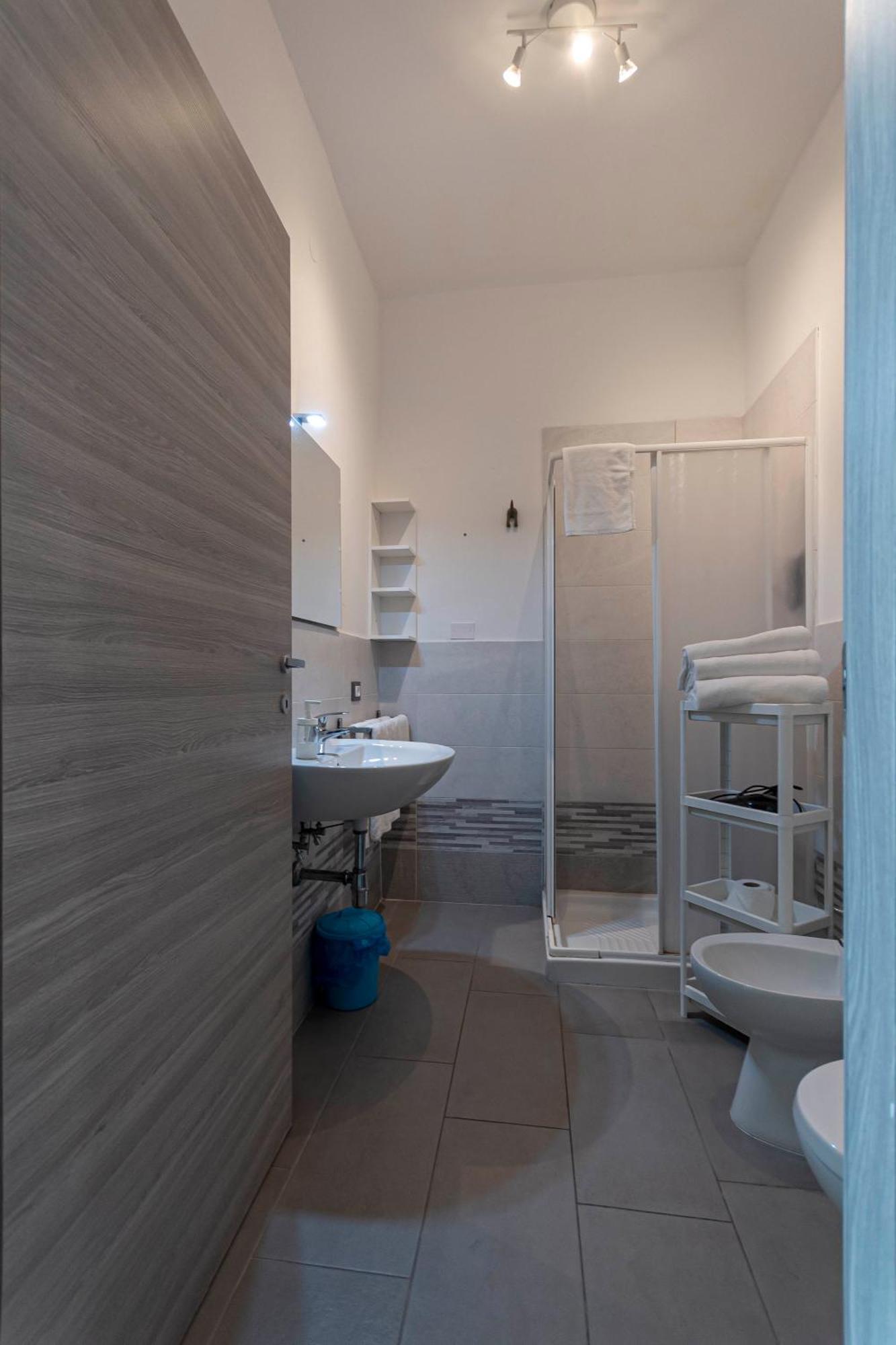Fare Bnb - Room Del Parco ريجّو إيميليا المظهر الخارجي الصورة