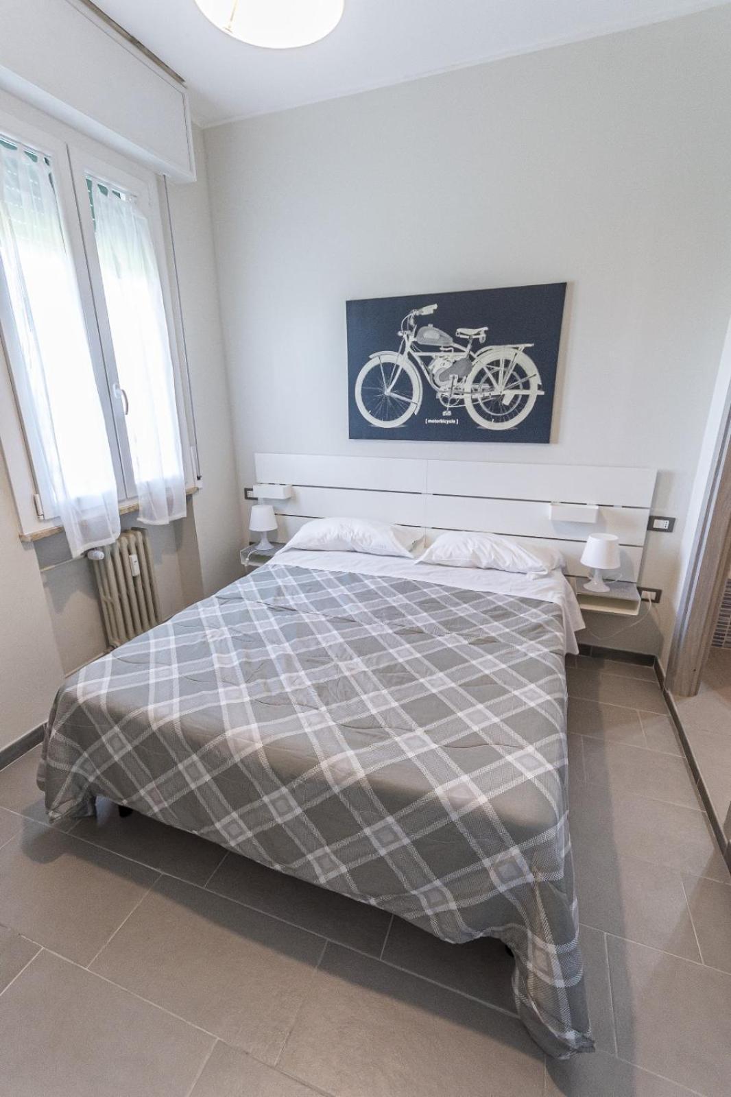 Fare Bnb - Room Del Parco ريجّو إيميليا المظهر الخارجي الصورة