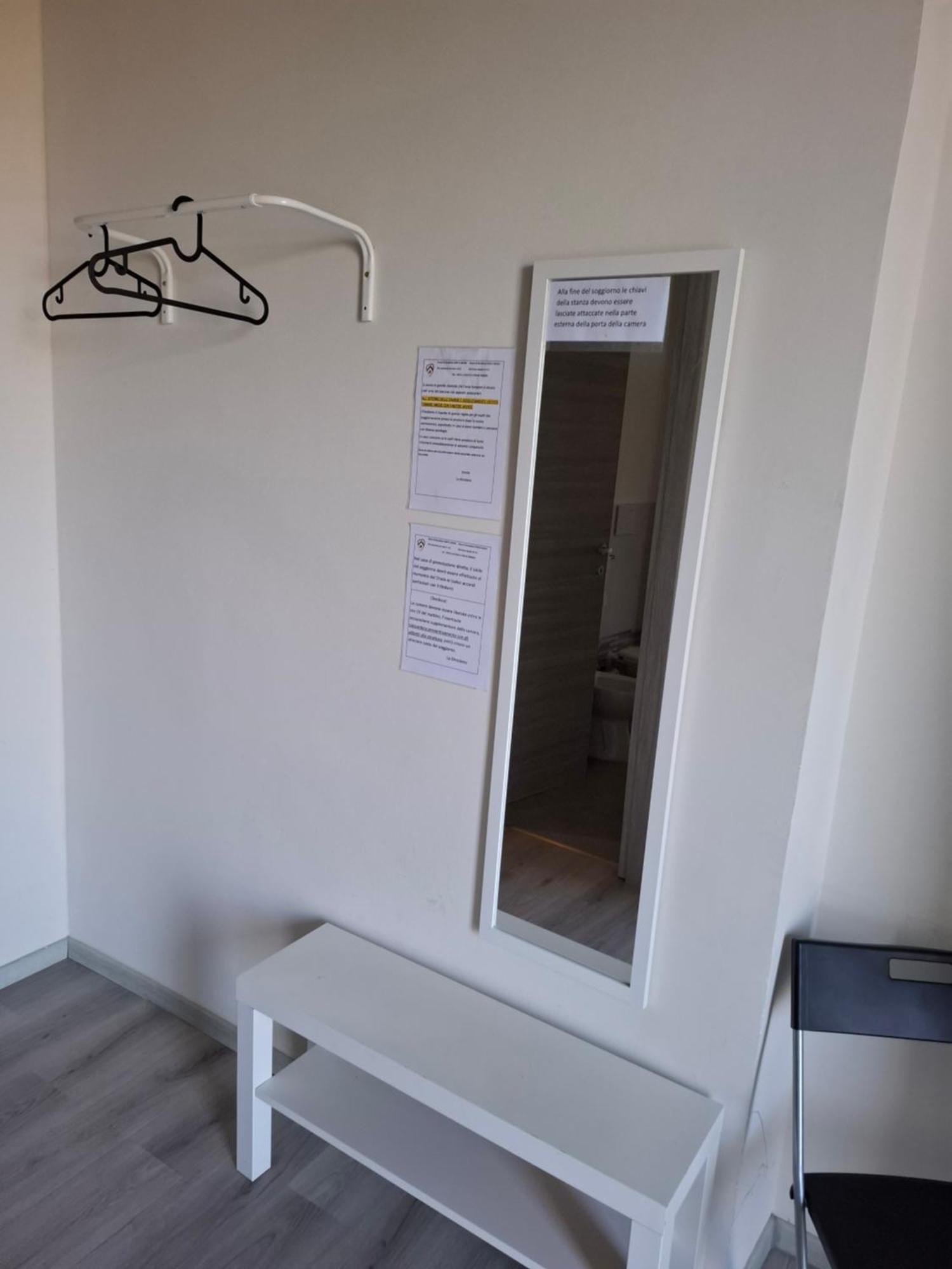 Fare Bnb - Room Del Parco ريجّو إيميليا المظهر الخارجي الصورة