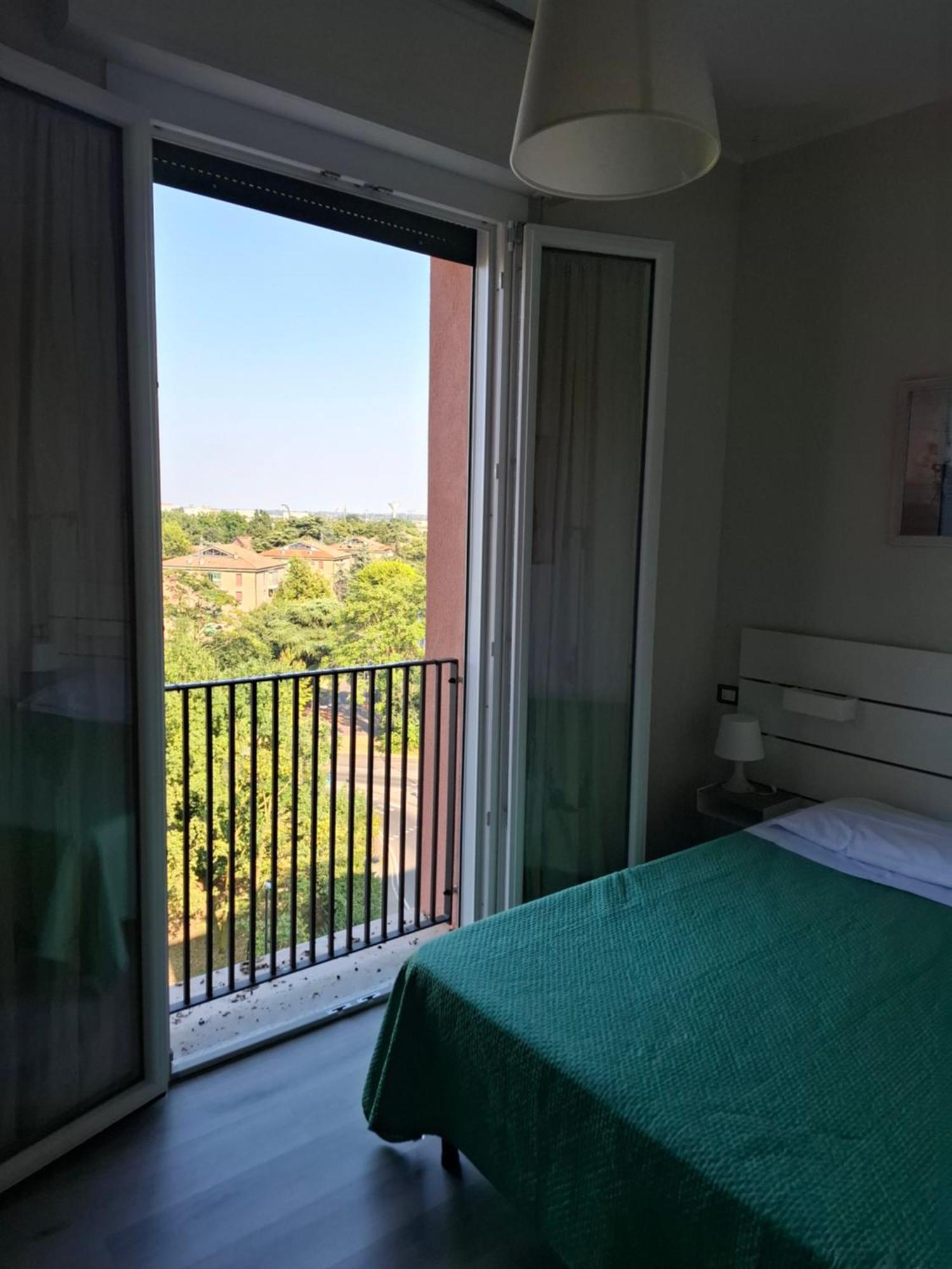 Fare Bnb - Room Del Parco ريجّو إيميليا المظهر الخارجي الصورة